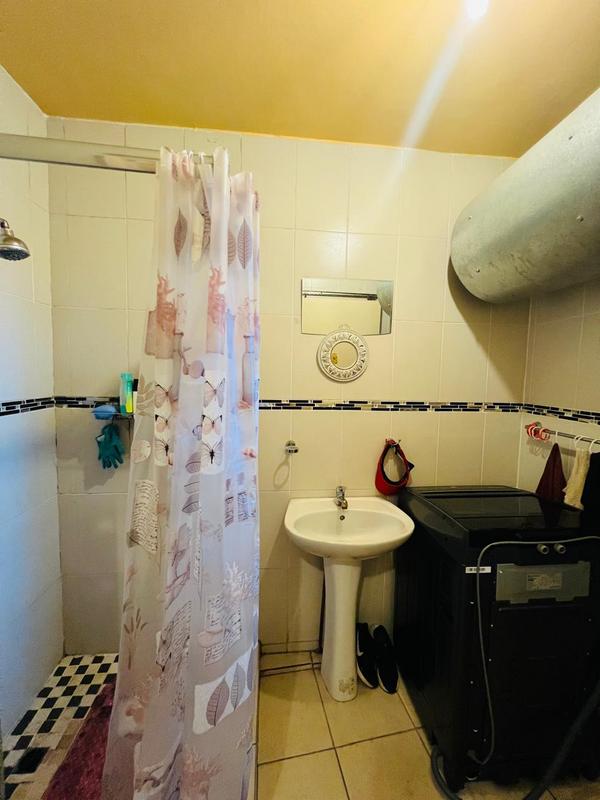 1 Bedroom Property for Sale in Durban Central KwaZulu-Natal