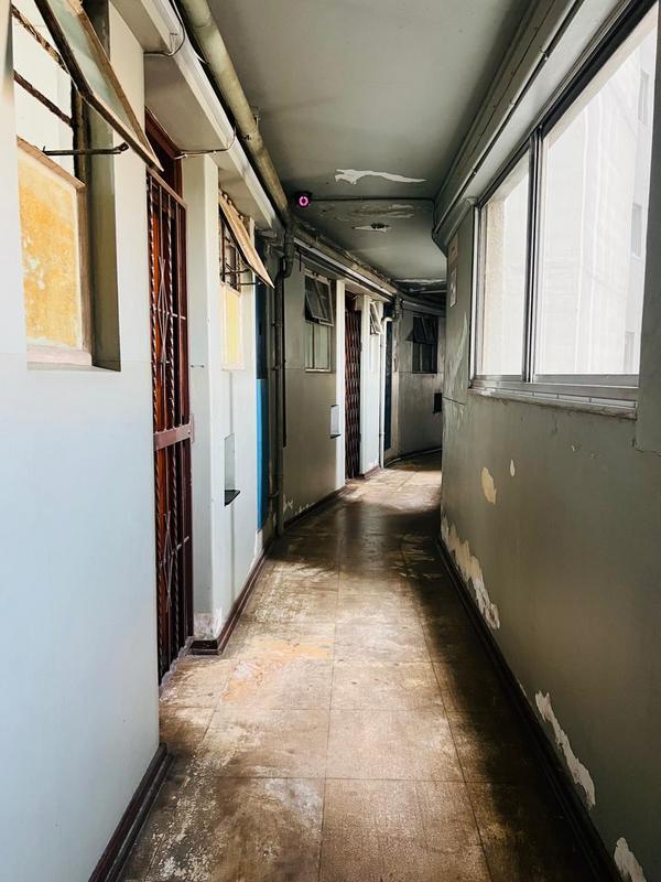 1 Bedroom Property for Sale in Durban Central KwaZulu-Natal