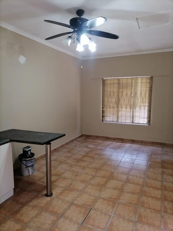 To Let 1 Bedroom Property for Rent in Malvern KwaZulu-Natal