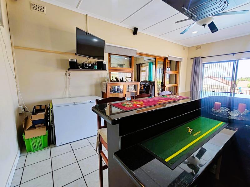 4 Bedroom Property for Sale in Shelly Beach KwaZulu-Natal