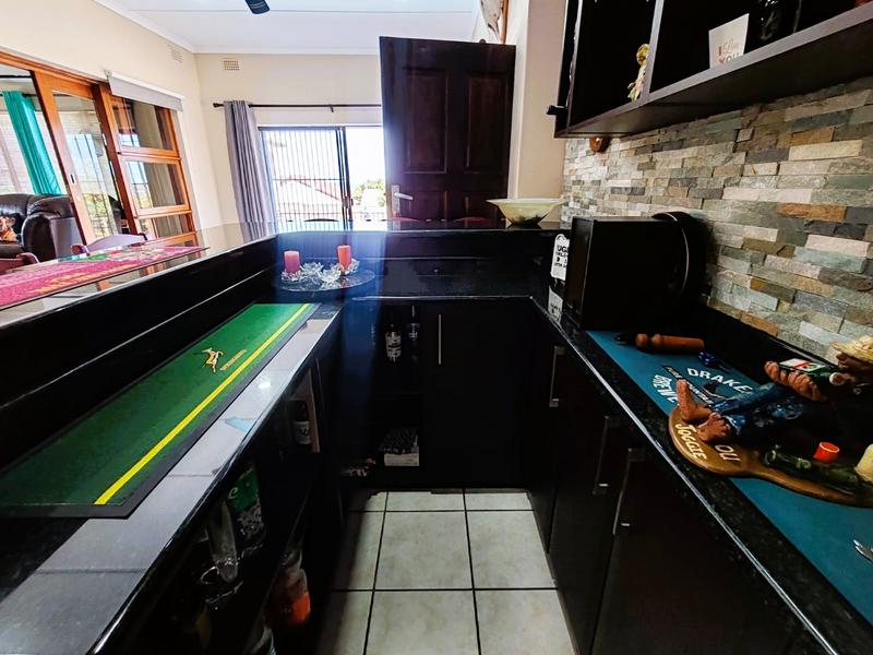 4 Bedroom Property for Sale in Shelly Beach KwaZulu-Natal