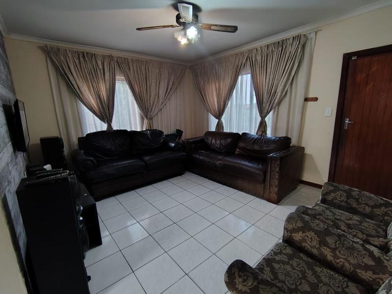 3 Bedroom Property for Sale in Hillary KwaZulu-Natal