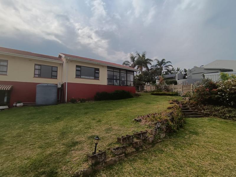 To Let 4 Bedroom Property for Rent in Uvongo KwaZulu-Natal
