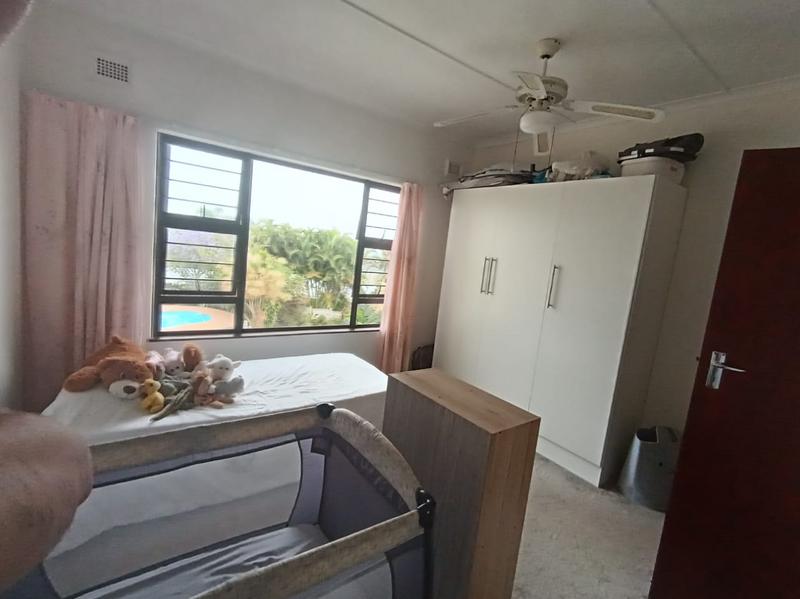 To Let 4 Bedroom Property for Rent in Uvongo KwaZulu-Natal