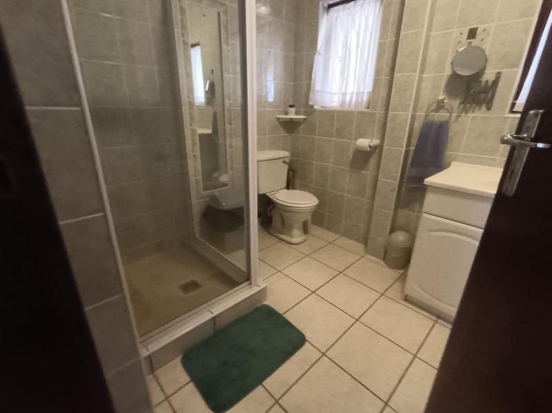 To Let 4 Bedroom Property for Rent in Uvongo KwaZulu-Natal