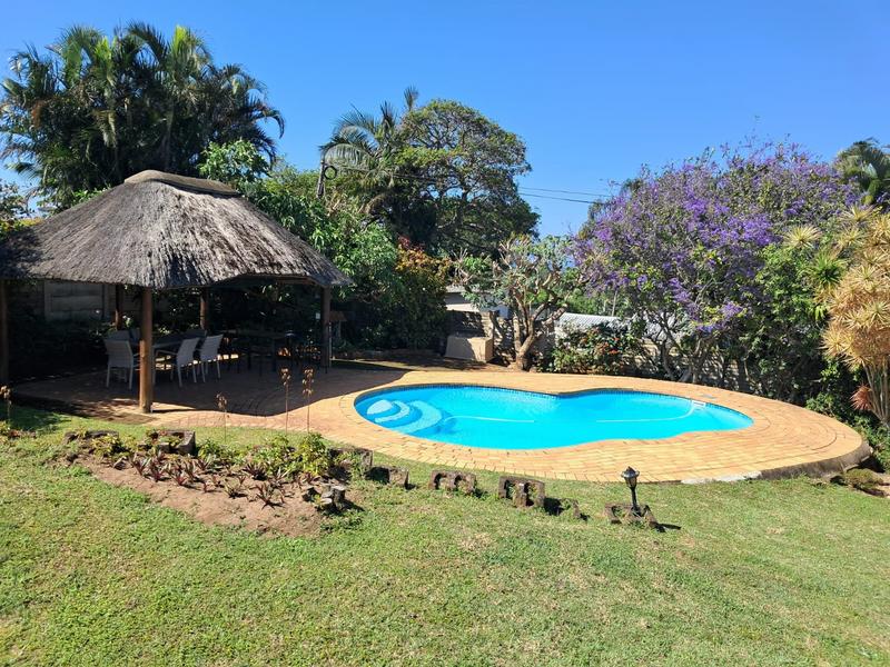 To Let 4 Bedroom Property for Rent in Uvongo KwaZulu-Natal