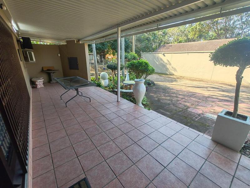 2 Bedroom Property for Sale in Marina Beach KwaZulu-Natal