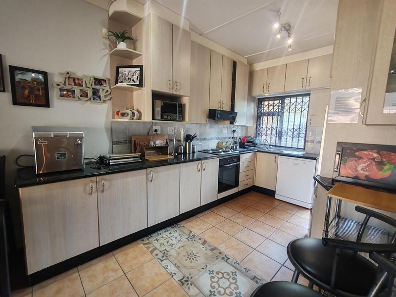 2 Bedroom Property for Sale in Marina Beach KwaZulu-Natal