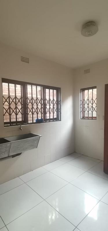 To Let 4 Bedroom Property for Rent in Panorama KwaZulu-Natal