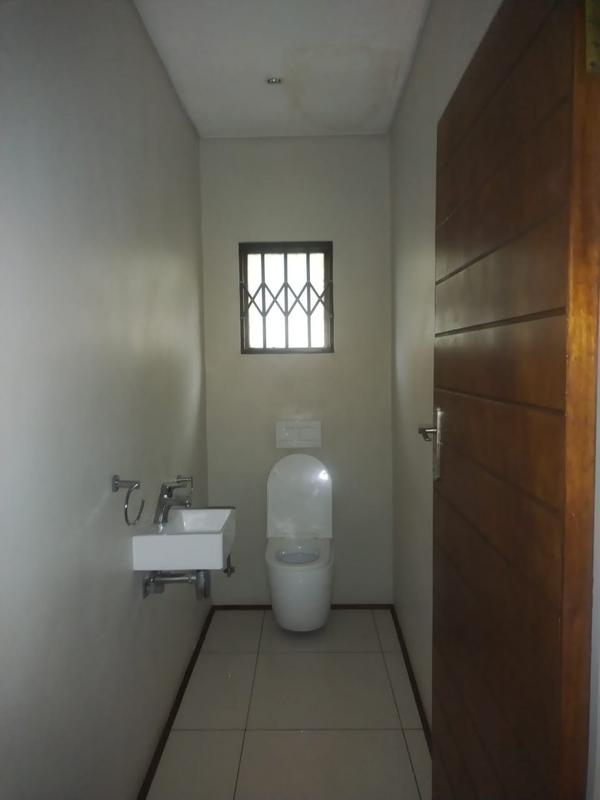 To Let 4 Bedroom Property for Rent in Panorama KwaZulu-Natal