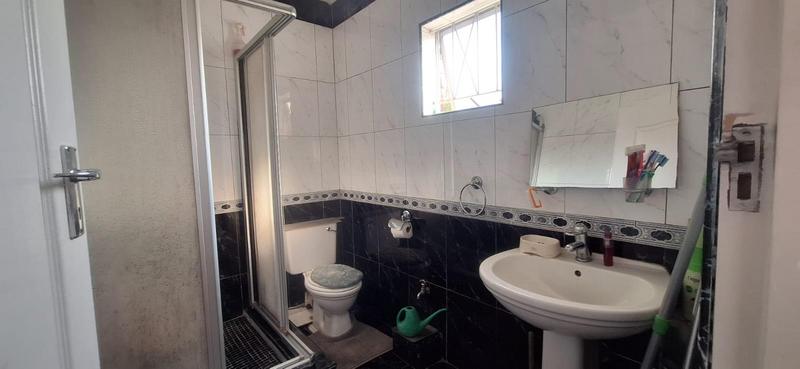 4 Bedroom Property for Sale in Clare Estate KwaZulu-Natal