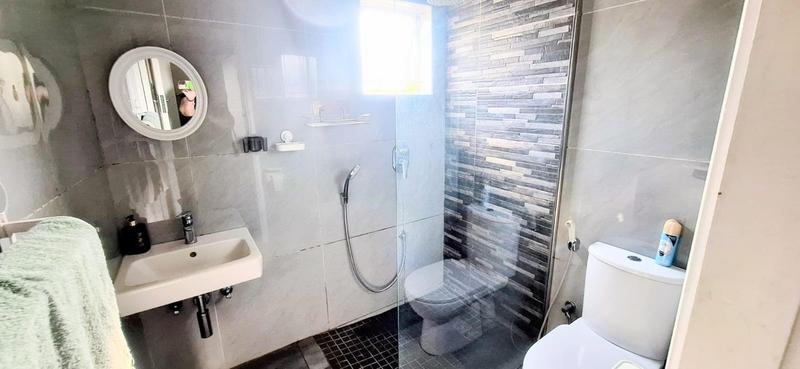 4 Bedroom Property for Sale in Clare Estate KwaZulu-Natal