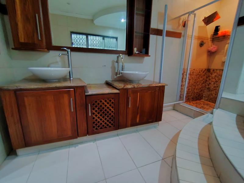 4 Bedroom Property for Sale in Northdene KwaZulu-Natal