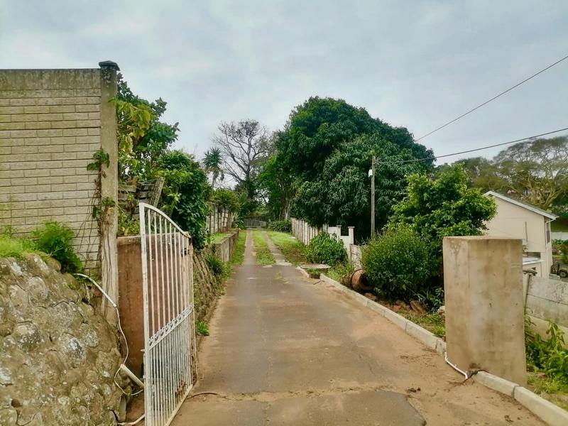 4 Bedroom Property for Sale in Amanzimtoti KwaZulu-Natal