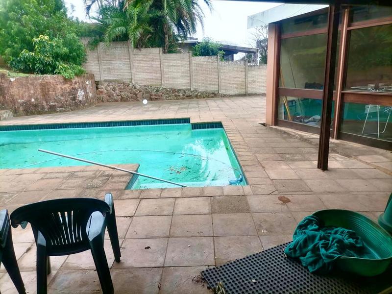 4 Bedroom Property for Sale in Amanzimtoti KwaZulu-Natal