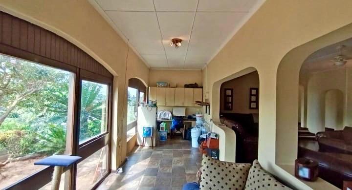 4 Bedroom Property for Sale in Amanzimtoti KwaZulu-Natal