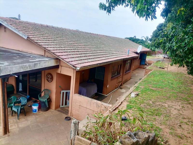 4 Bedroom Property for Sale in Amanzimtoti KwaZulu-Natal