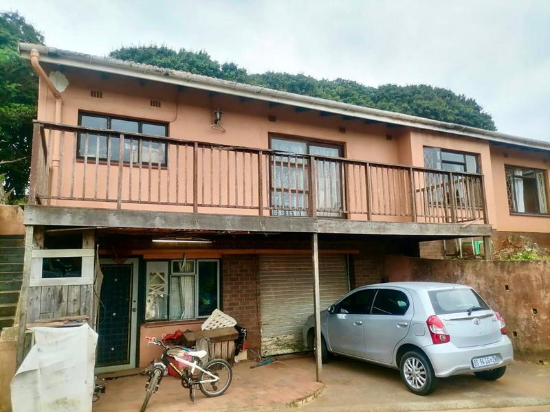 4 Bedroom Property for Sale in Amanzimtoti KwaZulu-Natal