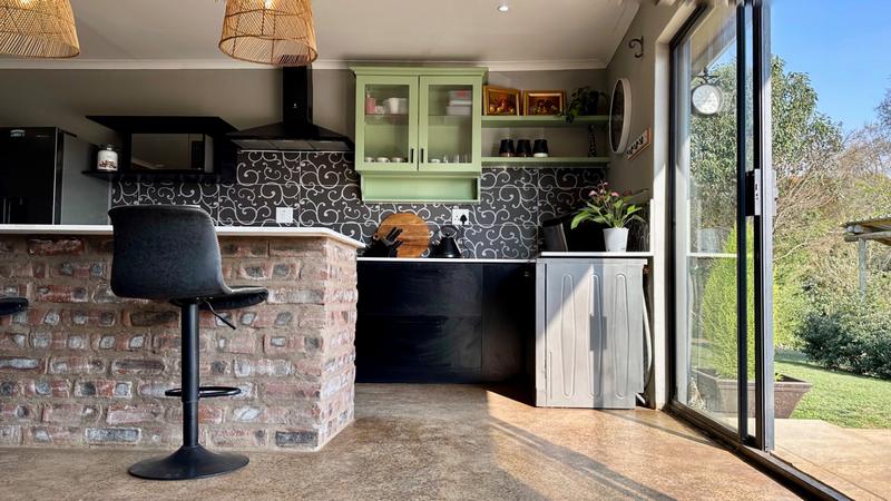 4 Bedroom Property for Sale in Mountain Homes KwaZulu-Natal