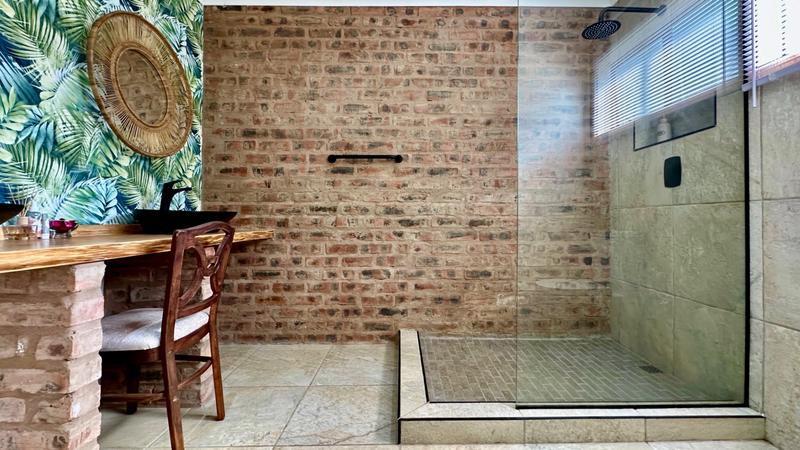 4 Bedroom Property for Sale in Mountain Homes KwaZulu-Natal