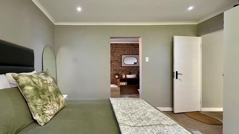 4 Bedroom Property for Sale in Mountain Homes KwaZulu-Natal
