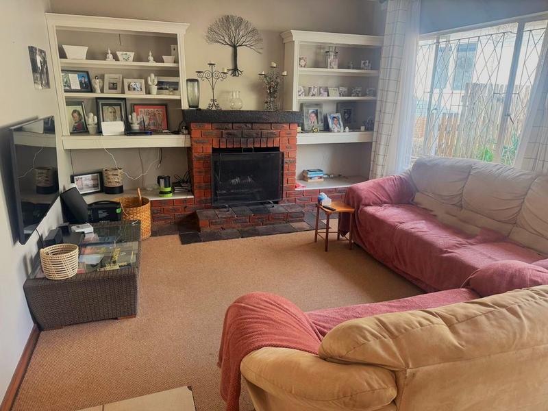 5 Bedroom Property for Sale in Underberg KwaZulu-Natal