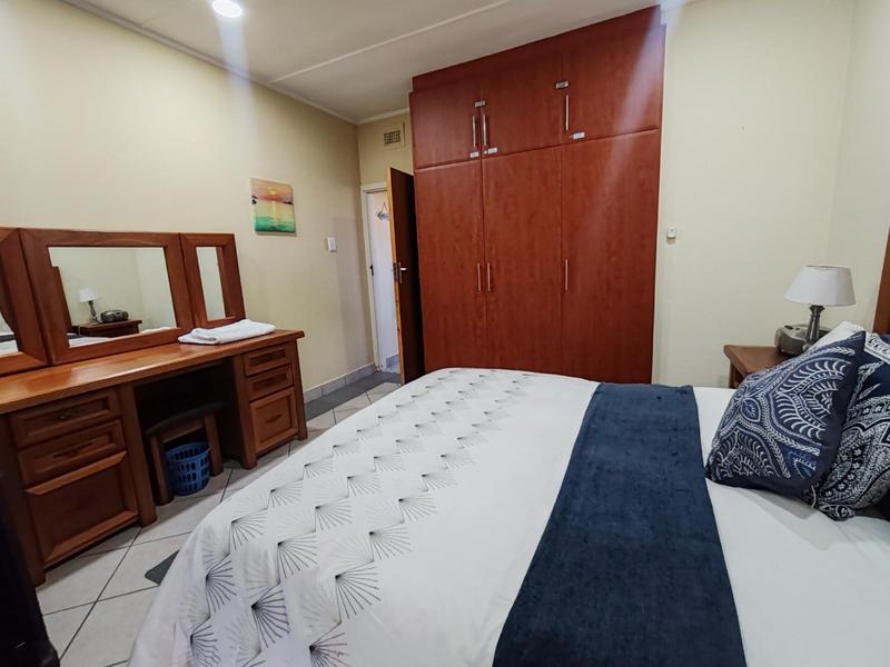 2 Bedroom Property for Sale in Uvongo KwaZulu-Natal