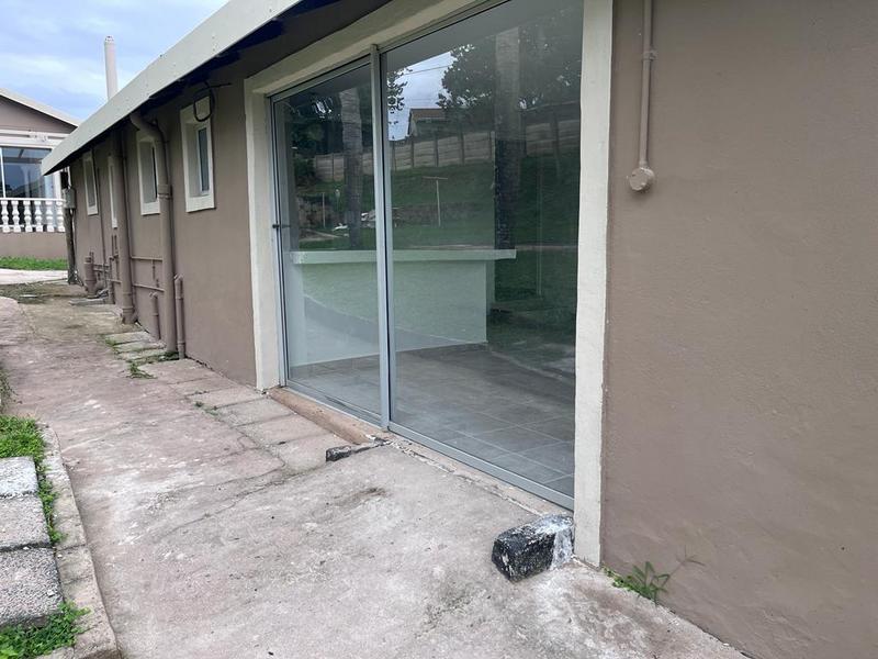 To Let 3 Bedroom Property for Rent in Queensburgh KwaZulu-Natal