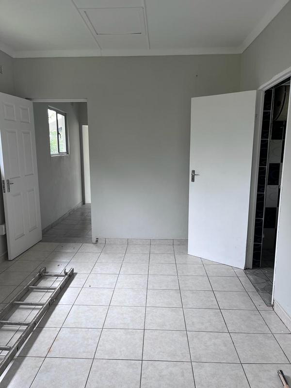 To Let 3 Bedroom Property for Rent in Queensburgh KwaZulu-Natal