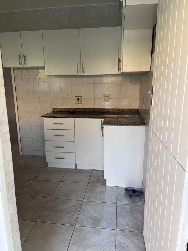 To Let 3 Bedroom Property for Rent in Queensburgh KwaZulu-Natal