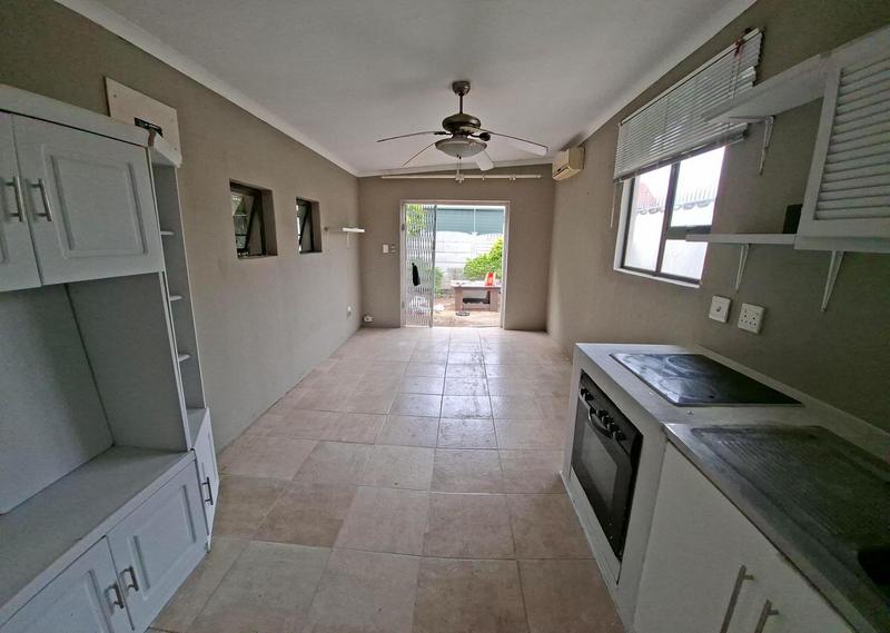 To Let 1 Bedroom Property for Rent in Glenwood KwaZulu-Natal