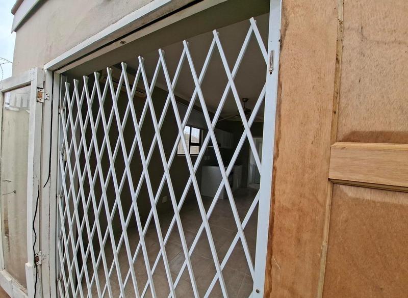 To Let 1 Bedroom Property for Rent in Glenwood KwaZulu-Natal