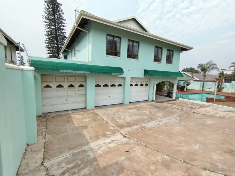 6 Bedroom Property for Sale in Herrwood Park KwaZulu-Natal
