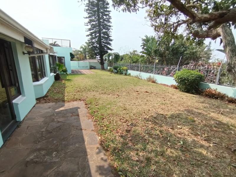 6 Bedroom Property for Sale in Herrwood Park KwaZulu-Natal