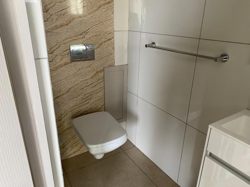 To Let 2 Bedroom Property for Rent in Umhlanga KwaZulu-Natal