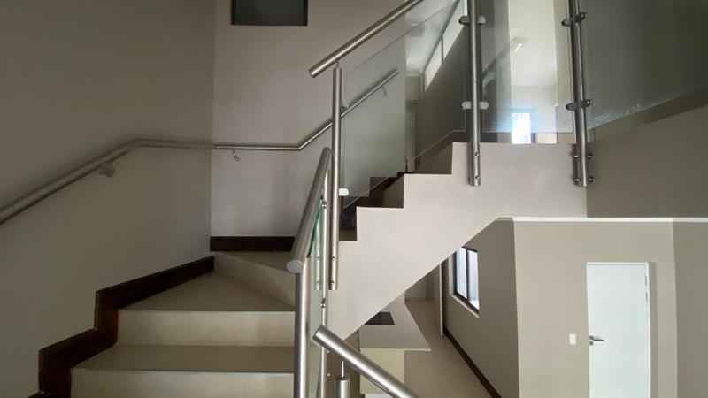 To Let 2 Bedroom Property for Rent in New Town Centre KwaZulu-Natal