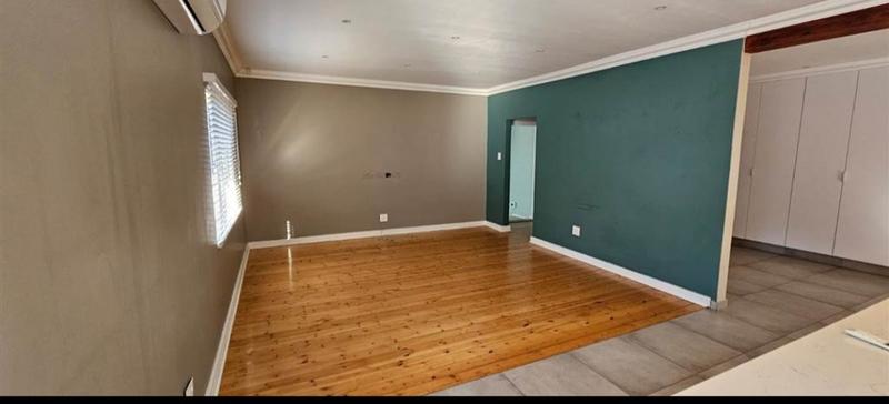 4 Bedroom Property for Sale in Durban North KwaZulu-Natal