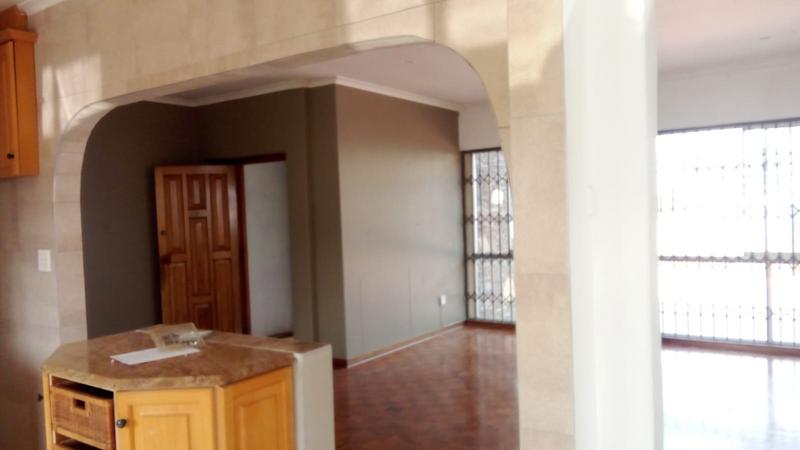 4 Bedroom Property for Sale in Reservoir Hills KwaZulu-Natal