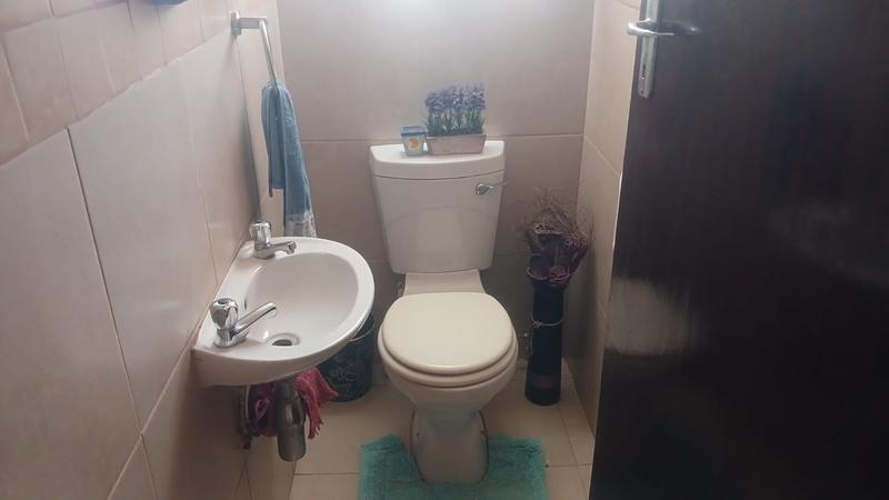 3 Bedroom Property for Sale in Silverglen KwaZulu-Natal
