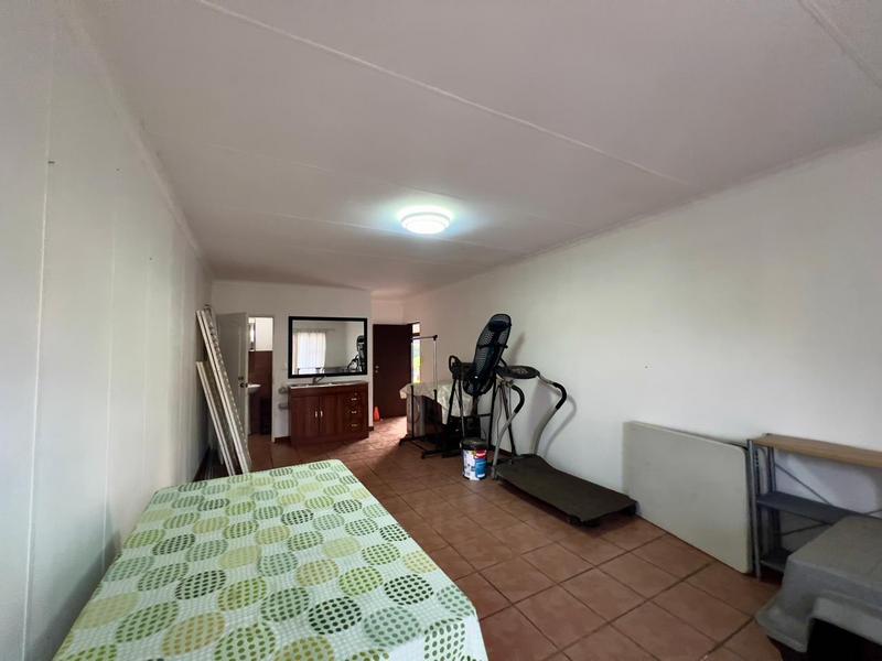 12 Bedroom Property for Sale in Hayfields KwaZulu-Natal