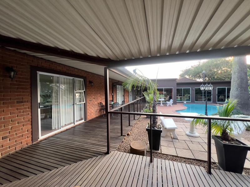 12 Bedroom Property for Sale in Hayfields KwaZulu-Natal