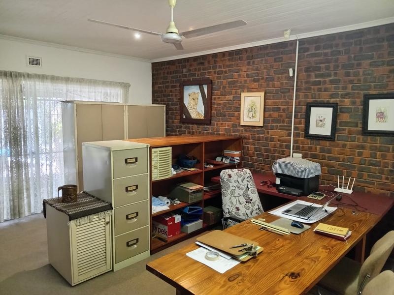 4 Bedroom Property for Sale in Meer En See KwaZulu-Natal
