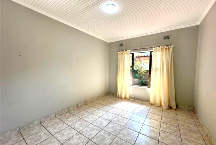 4 Bedroom Property for Sale in Meer En See KwaZulu-Natal