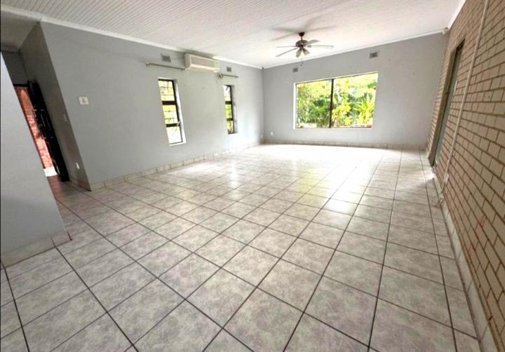 4 Bedroom Property for Sale in Meer En See KwaZulu-Natal