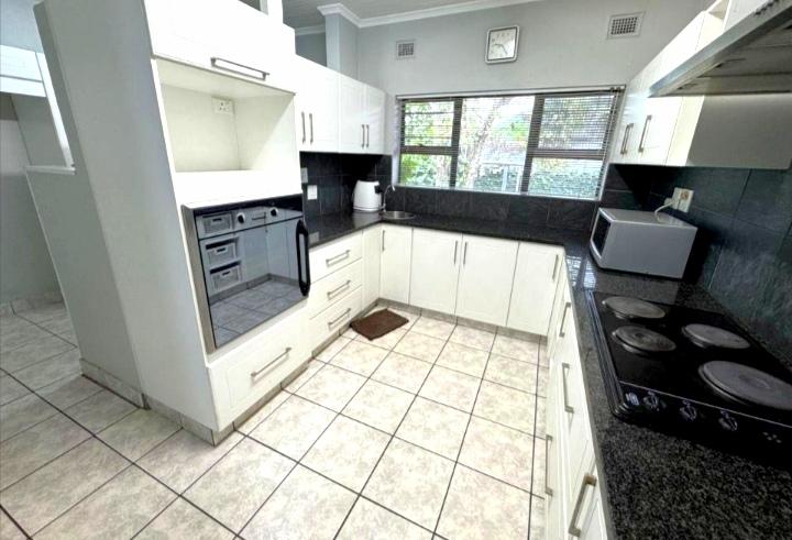 4 Bedroom Property for Sale in Meer En See KwaZulu-Natal