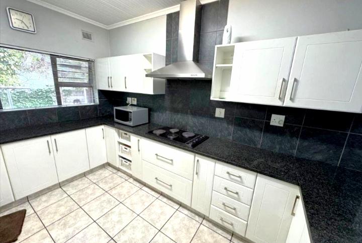 4 Bedroom Property for Sale in Meer En See KwaZulu-Natal