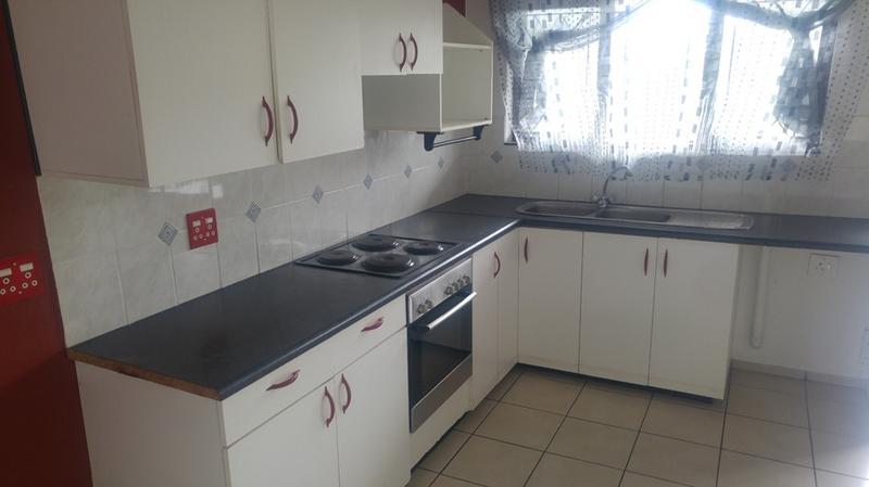To Let 2 Bedroom Property for Rent in Hibberdene KwaZulu-Natal