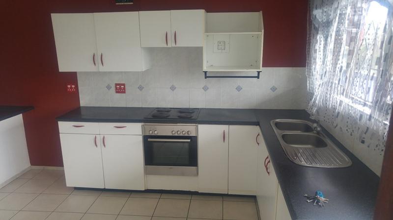 To Let 2 Bedroom Property for Rent in Hibberdene KwaZulu-Natal