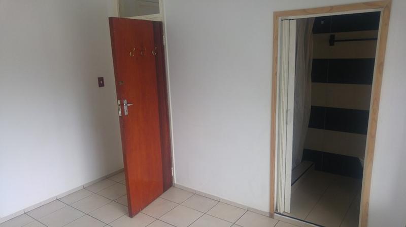 To Let 2 Bedroom Property for Rent in Hibberdene KwaZulu-Natal