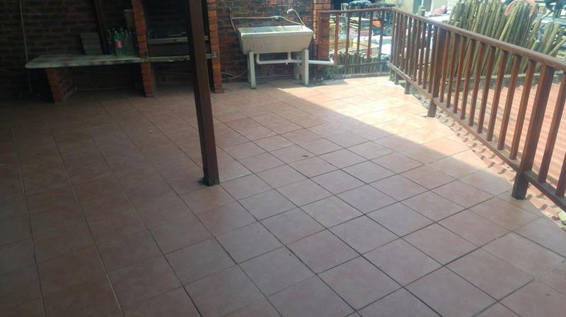 To Let 2 Bedroom Property for Rent in Hibberdene KwaZulu-Natal